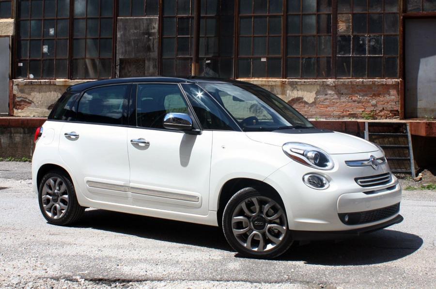  Fiat 500L 2014 года  (фото 100 из 138)